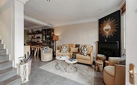 Cape Finest Guest House Located In De Waterkant